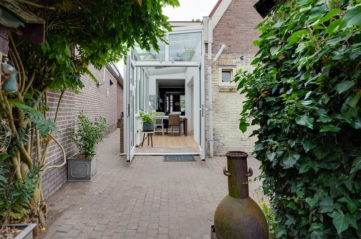 Foto 25 van Ruysdaelstraat 14