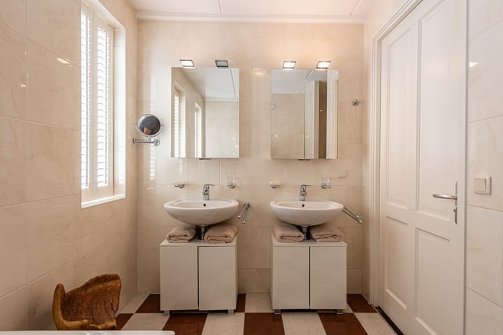 Foto 18 van Cornelis De Ruijterhof 8