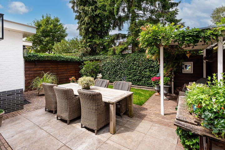 Foto 26 van Cornelis De Ruijterhof 8