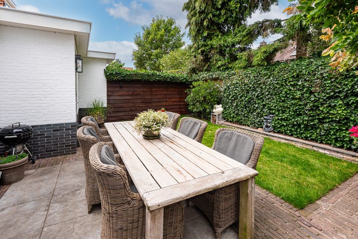 Foto 27 van Cornelis De Ruijterhof 8