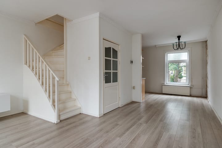 Foto 9 van 2e Atjehstraat 38