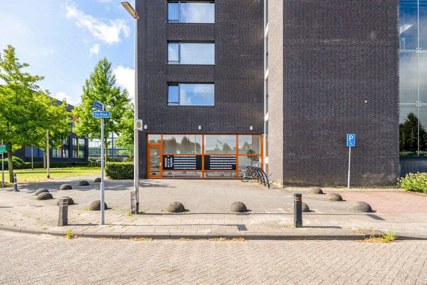 Foto 5 van De Klok 84