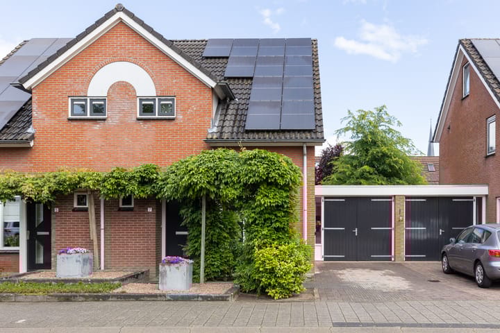 View photo of Anton Mollemanhof 7