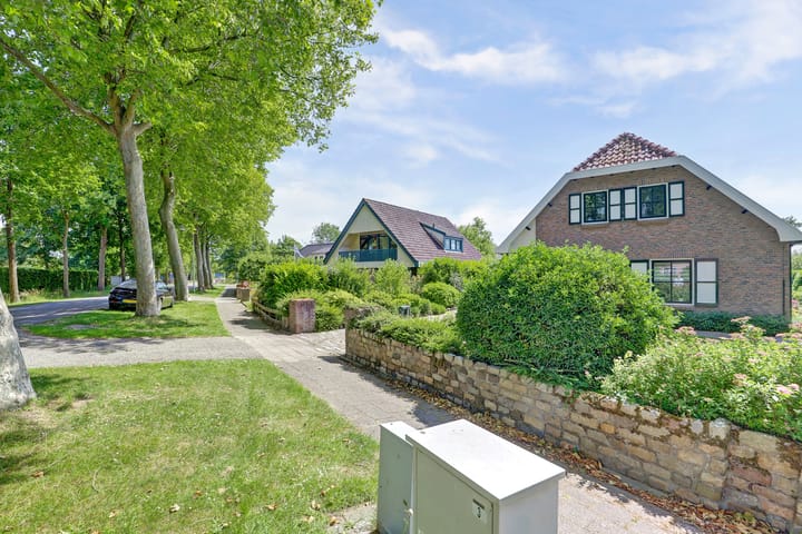 Photo 5 of Bredeweg 13