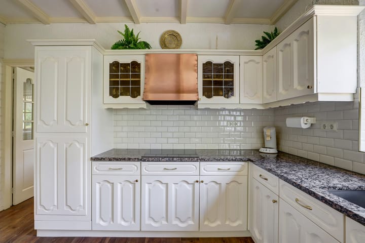 Photo 21 of Bredeweg 13