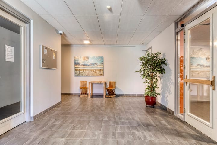 Photo 6 of Evertsenstraat 5-25