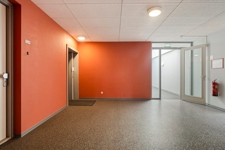 Photo 10 of Evertsenstraat 5-25