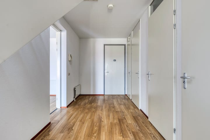 Photo 12 of Evertsenstraat 5-25