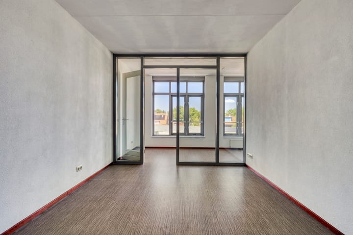 Photo 16 of Evertsenstraat 5-25