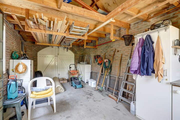 Photo 39 of Bredeweg 13