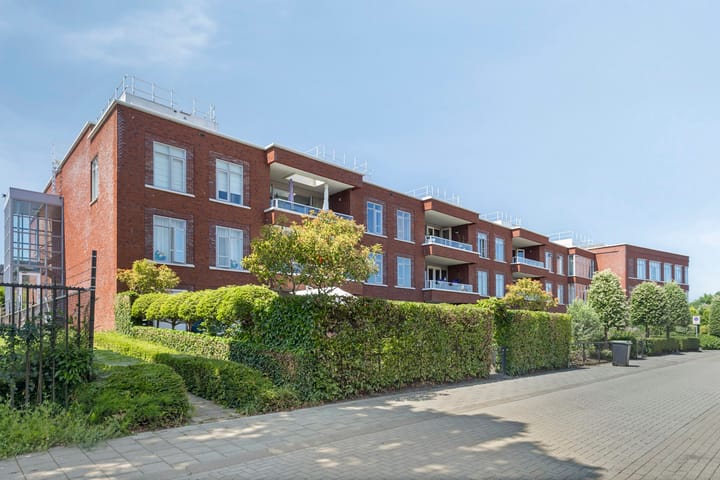 Photo 34 of Evertsenstraat 5-25