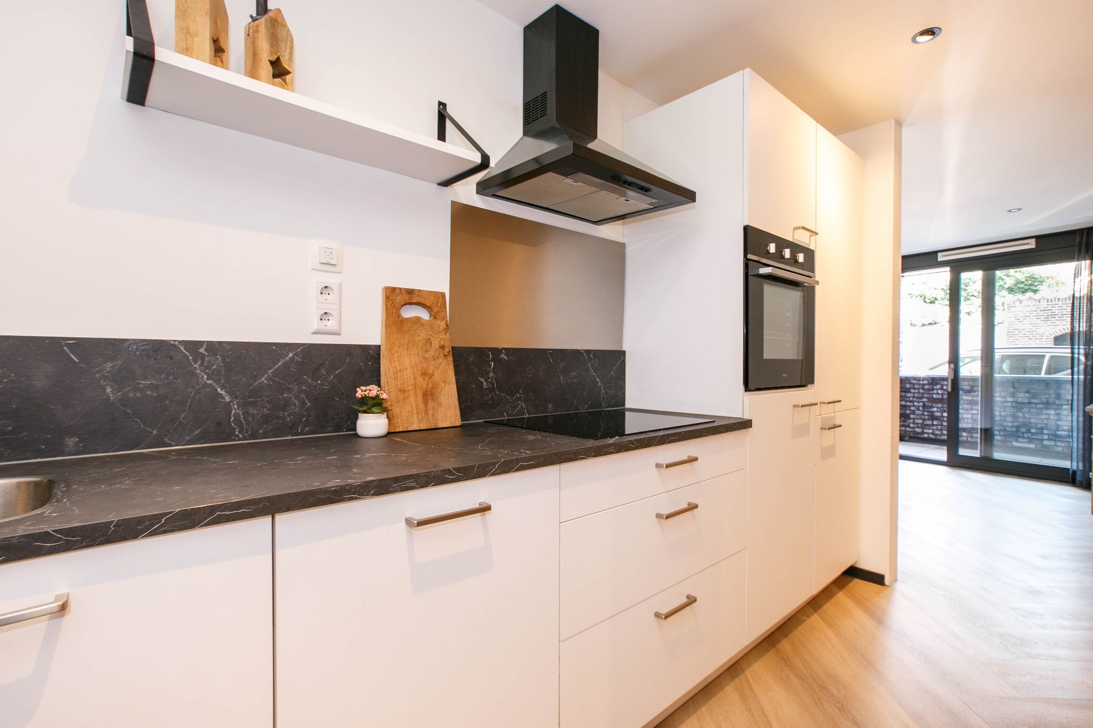 Foto 12 van Lange Weistraat 9