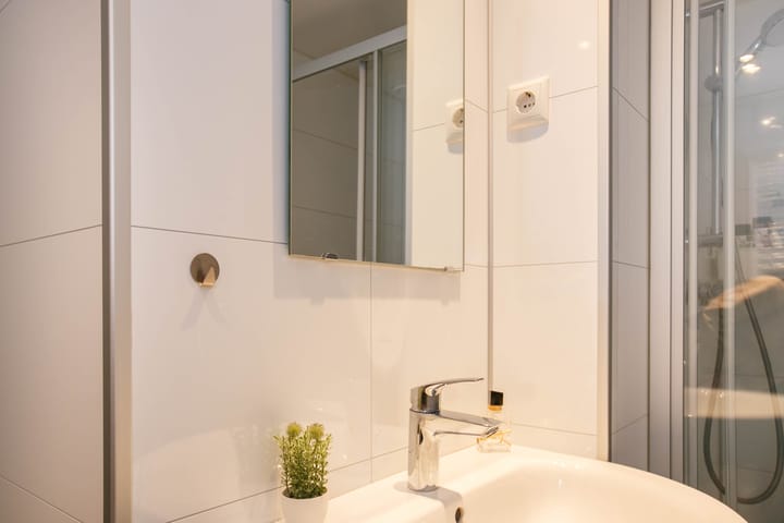 Foto 25 van Lange Weistraat 9