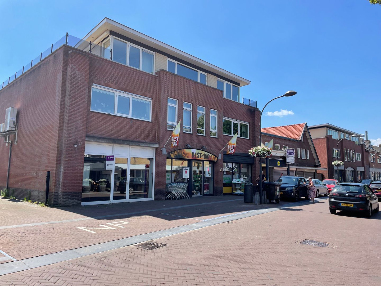 Bekijk foto 3 van Stationsstraat 45