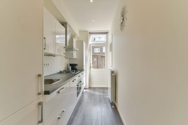 Foto 13 van Mendelssohnstraat 37