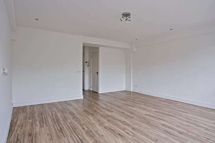 Foto 9 van Mariniersweg 187