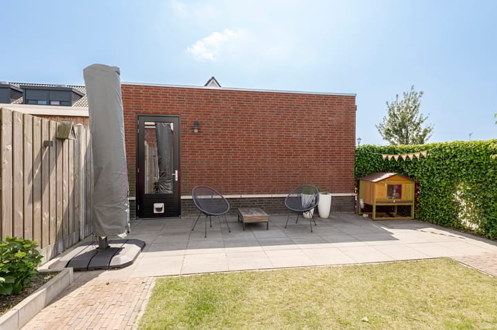 Foto 17 van Riek van Haarenstraat 1