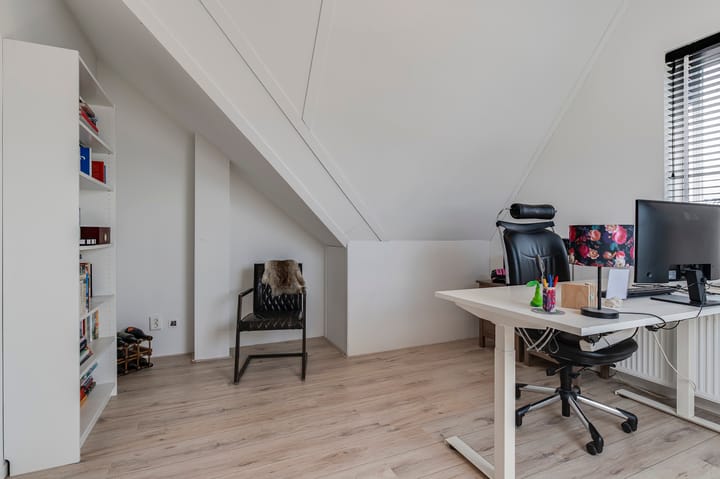 Foto 34 van Riek van Haarenstraat 1