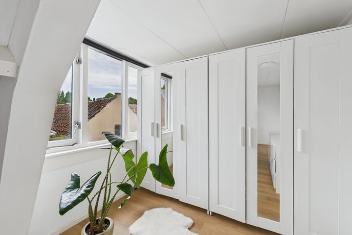 Foto 25 van Jodengang 4