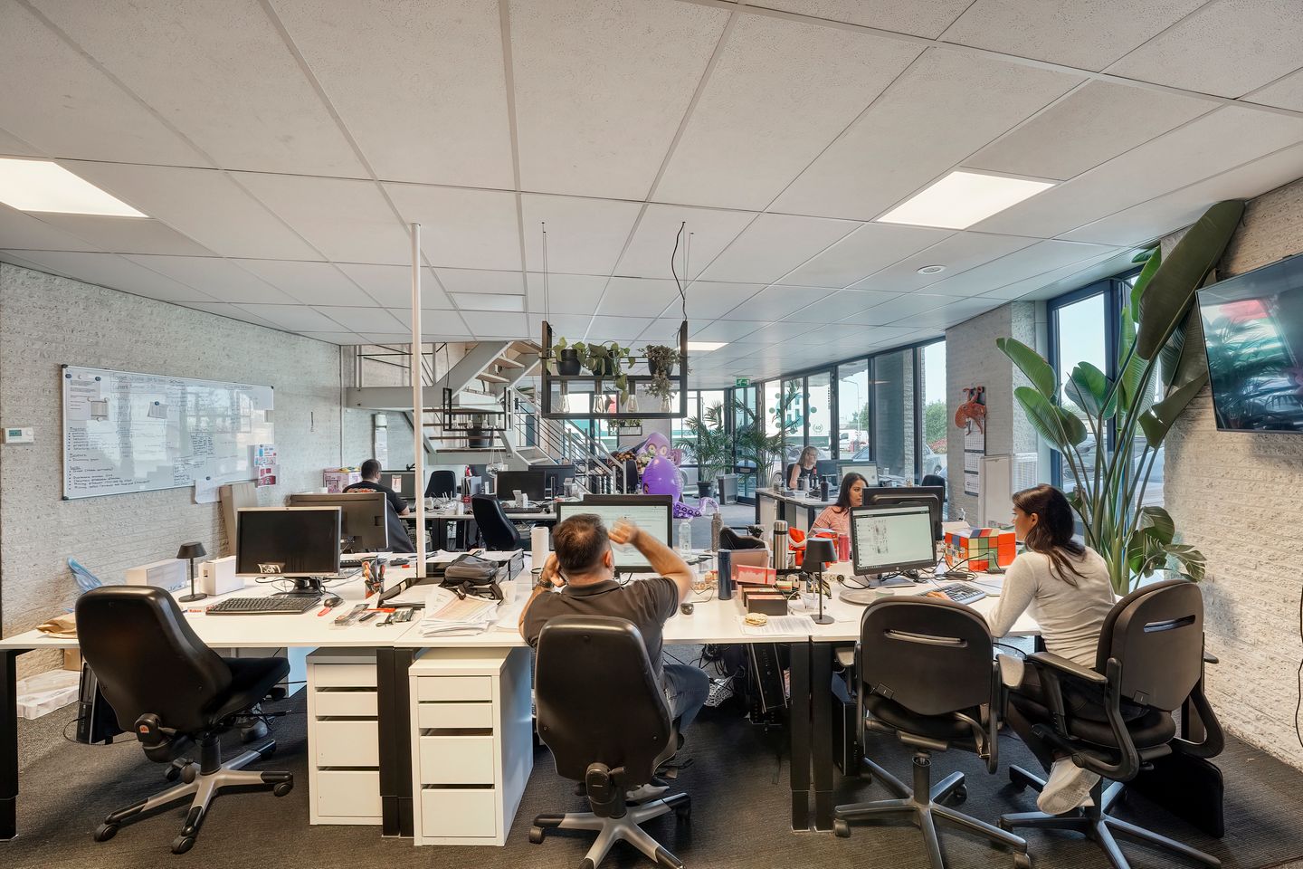 View photo 3 of Laan van Verhof 2-A