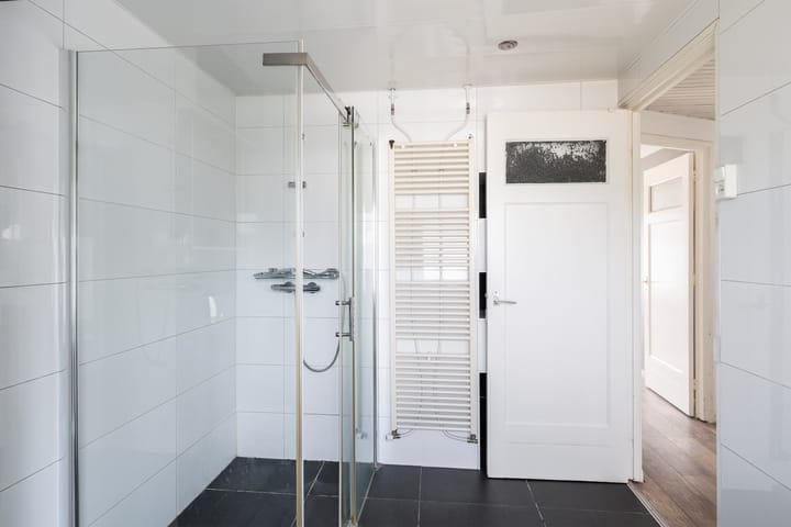 Photo 24 of Menadostraat 13