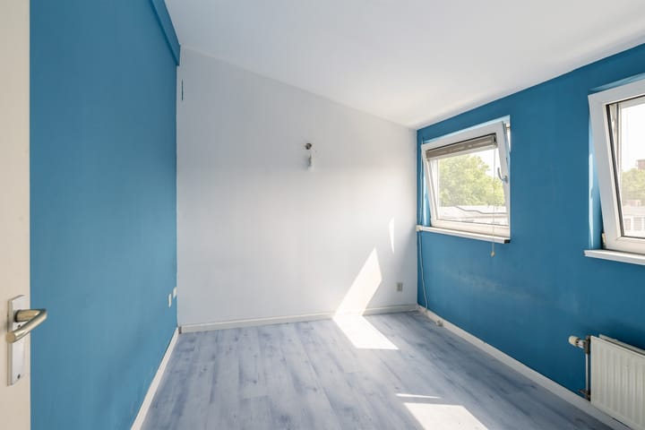 Photo 27 of Menadostraat 13