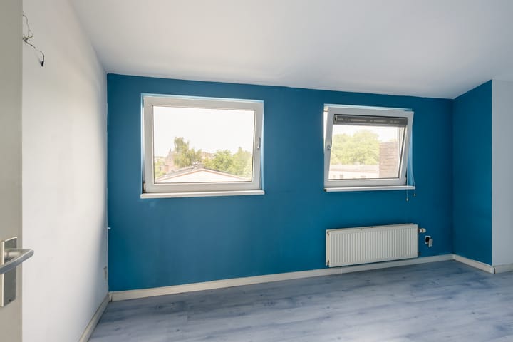 Photo 30 of Menadostraat 13