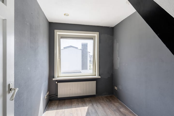 Photo 20 of Menadostraat 13