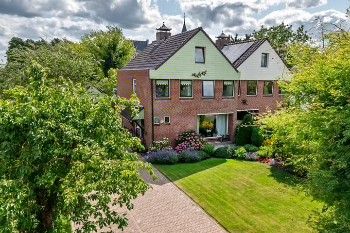 Photo 1 of Adam van Delenstraat 6-B