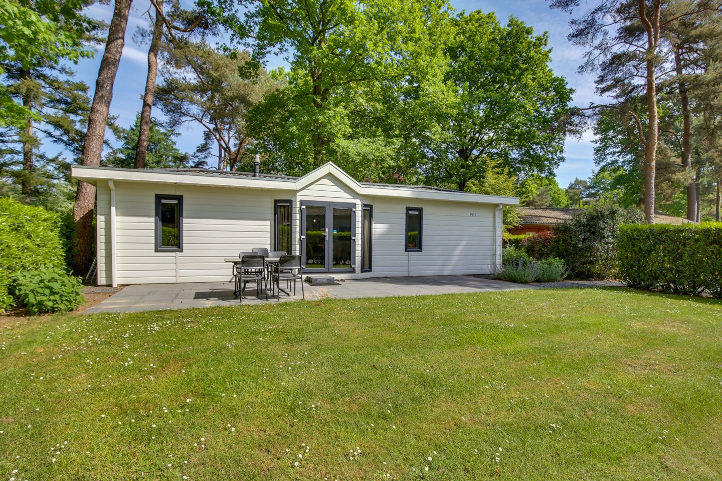 3-bedroom freehold villa in Lochem — photo 2 of 5