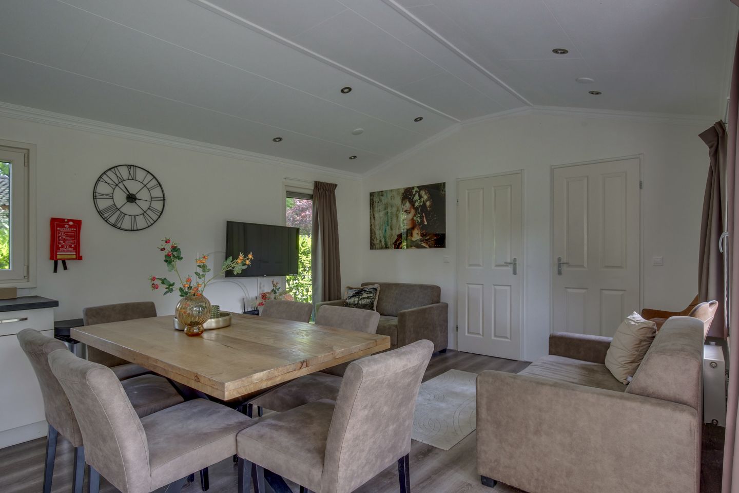 3-bedroom freehold villa in Lochem — photo 3 of 5