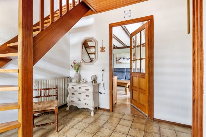 Photo 15 of Adam van Delenstraat 6-B