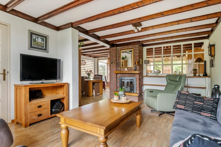 Photo 20 of Adam van Delenstraat 6-B