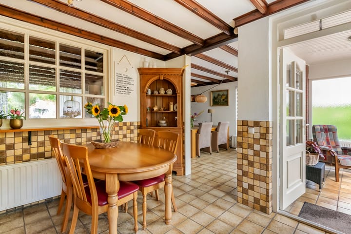 Photo 25 of Adam van Delenstraat 6-B