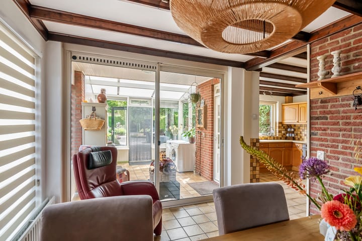 Photo 29 of Adam van Delenstraat 6-B