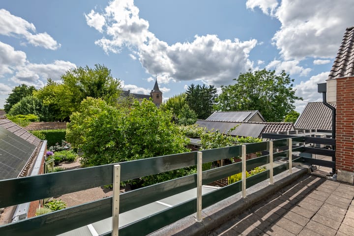 Photo 38 of Adam van Delenstraat 6-B