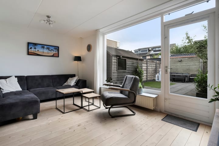 Photo 6 of Vrouwenlaan 115