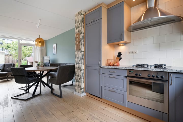 Photo 10 of Vrouwenlaan 115