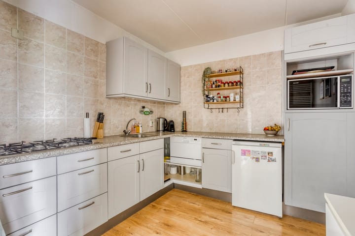 Foto 13 van Burgemeester D. Kooimanweg 825