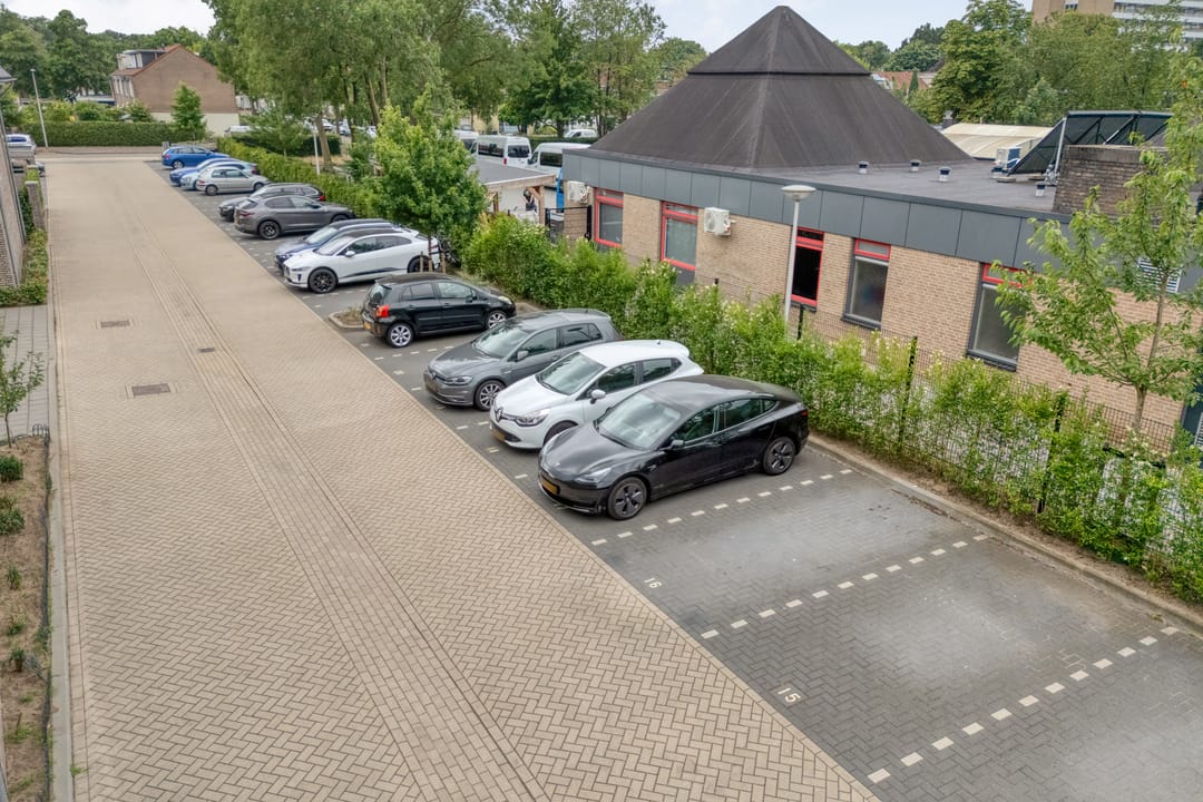 Foto 2 van Botlekhof 16