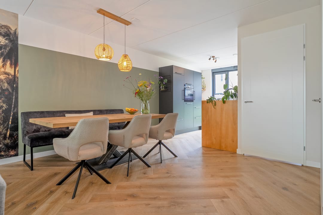 Foto 8 van Botlekhof 16