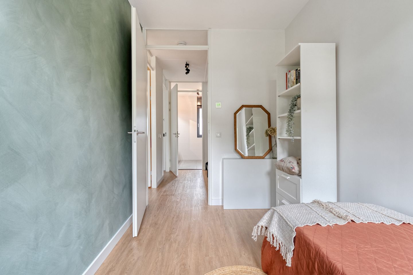 Foto 29 van Botlekhof 16