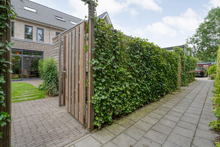 Photo 44 of Botlekhof 16