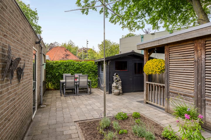 Foto 11 van Schoolstraat 10