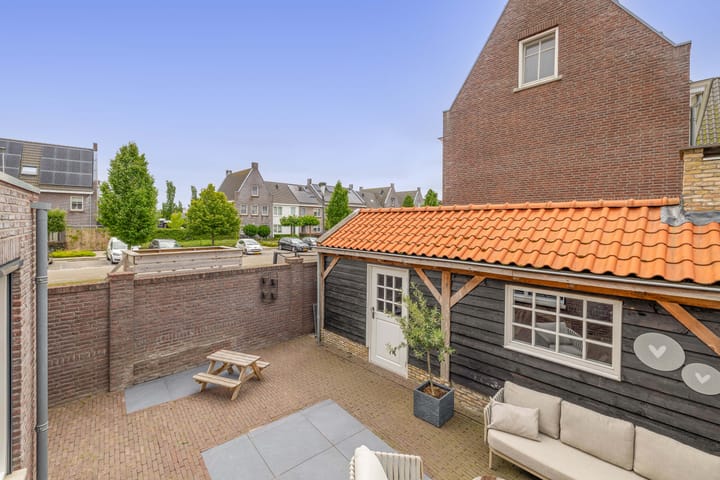 Foto 3 van Bloemenweg 19