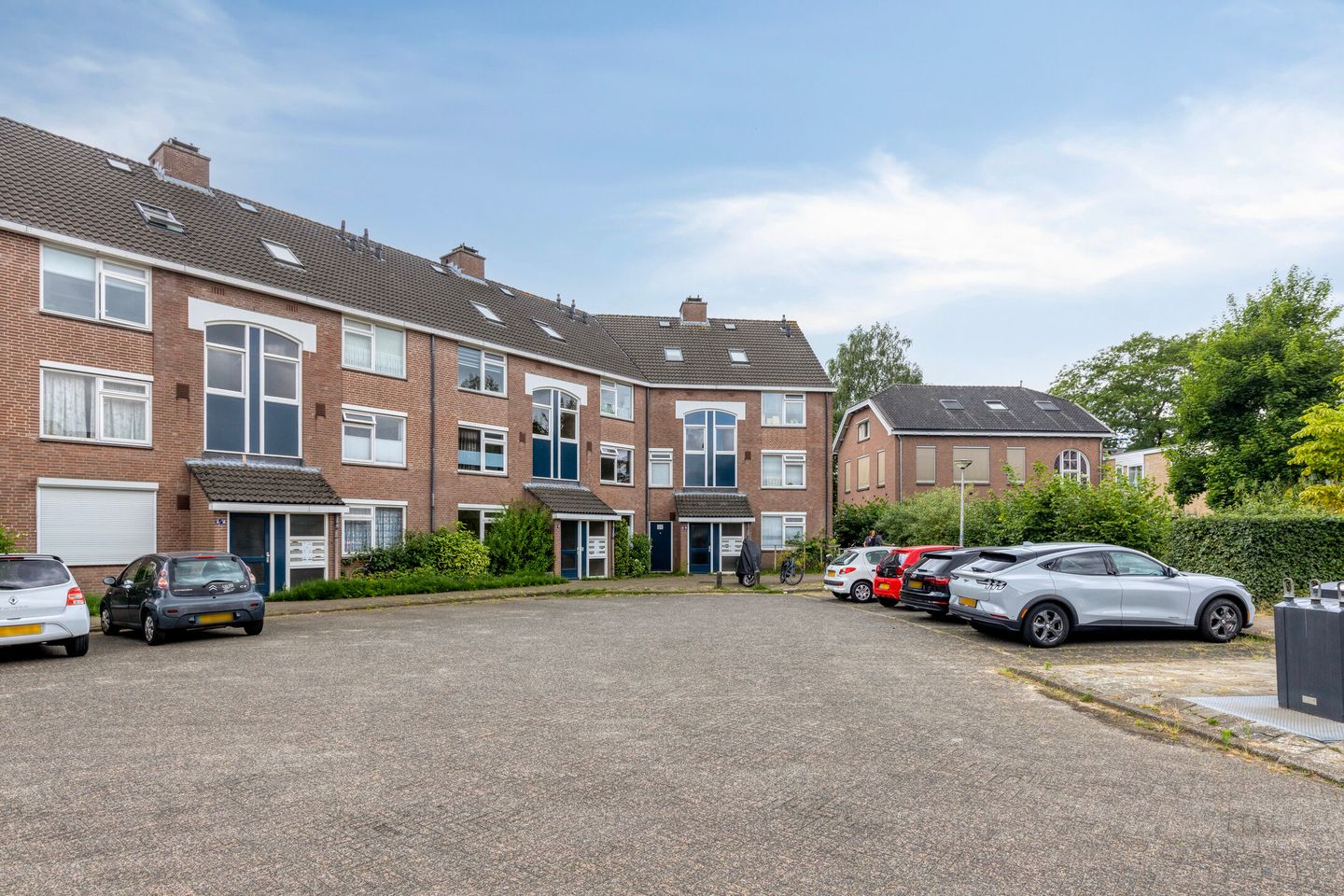 Photo 25 of Huzarenstraat 61