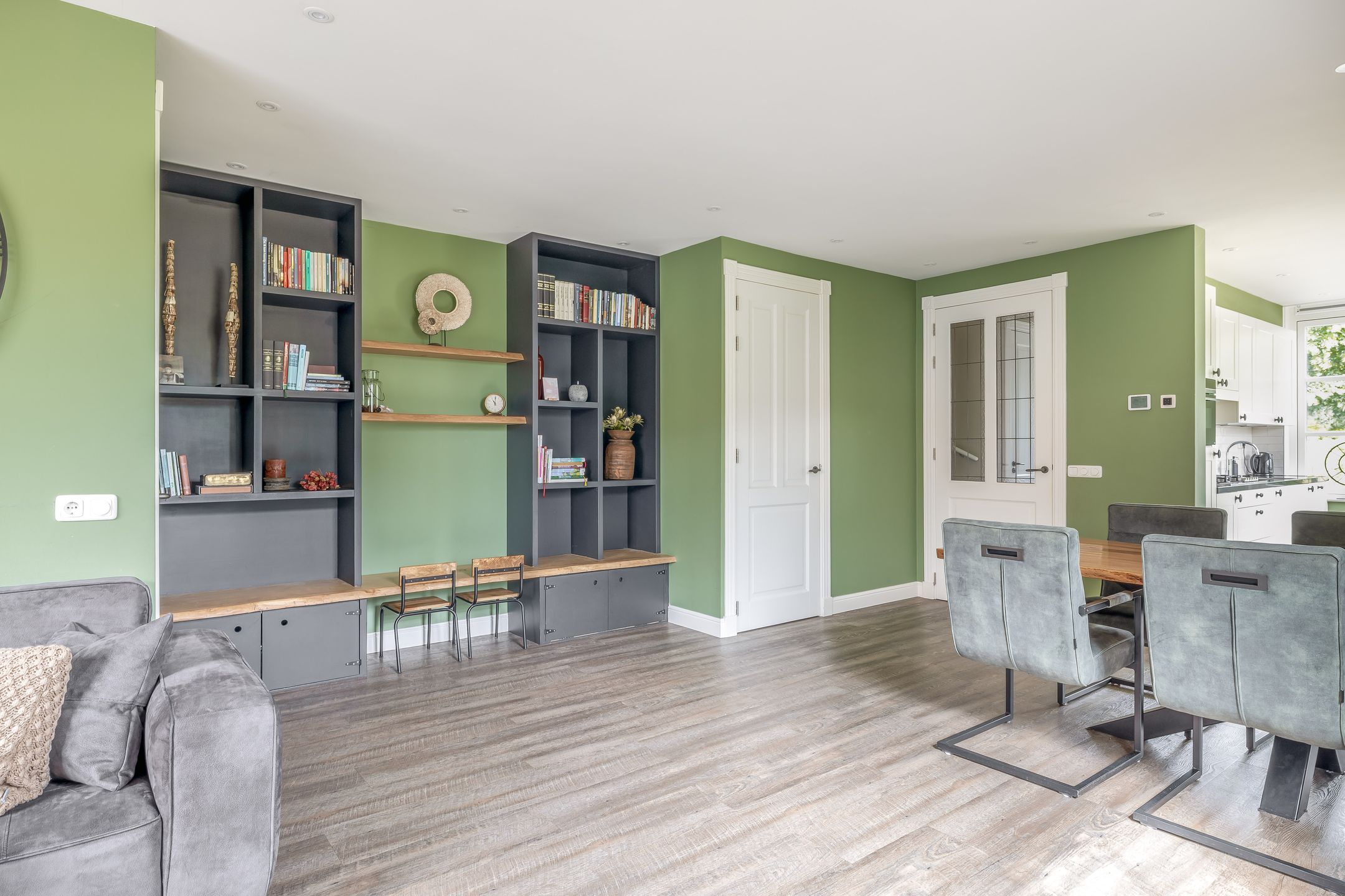 Foto 12 van Bloemenweg 19