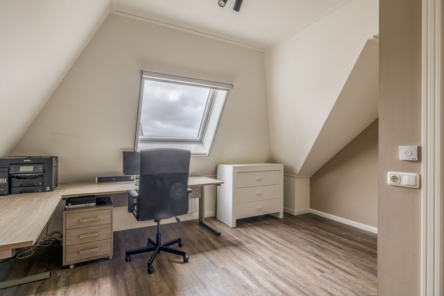 Foto 34 van Bloemenweg 19