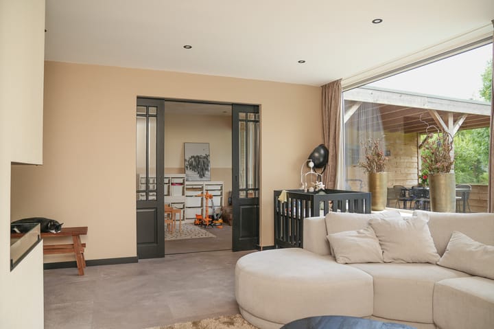 Foto 8 van Andriëtte Peereboom 15