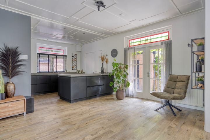 Foto 13 van Valleistraat 164